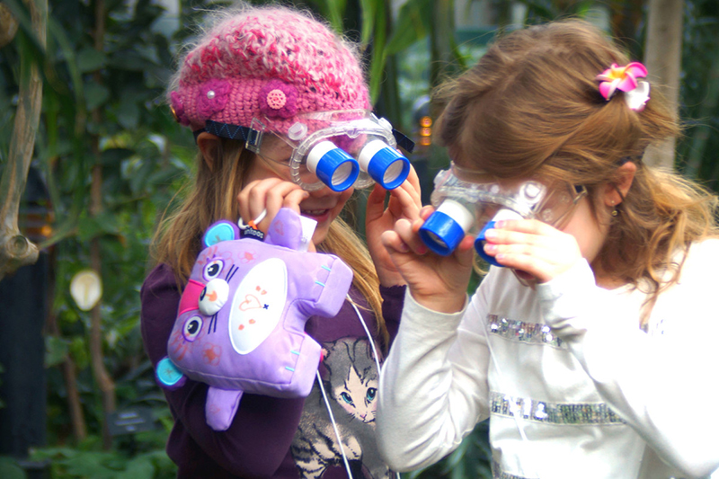 Children viewing a science experiment
