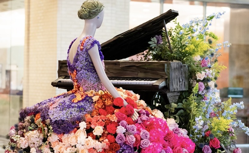 Fleurs de Villes Artiste displays