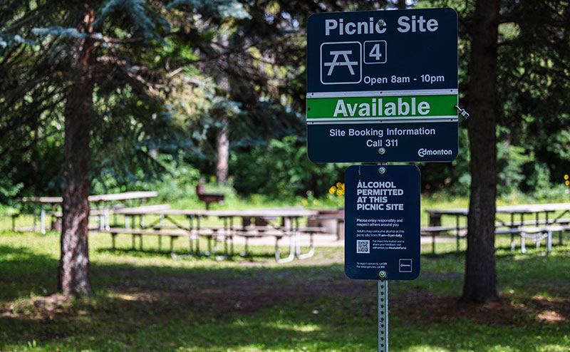 picnic site sign