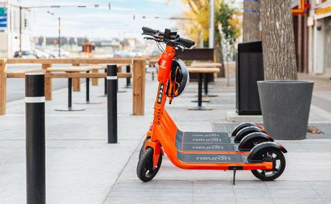 e-scooter with Neuron logo