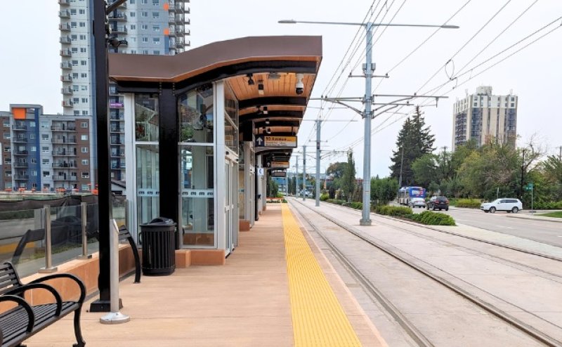 Holyrood LRT Stop Virtual Tour